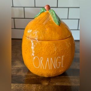 🍊New Rae Dunn Orange container with lid